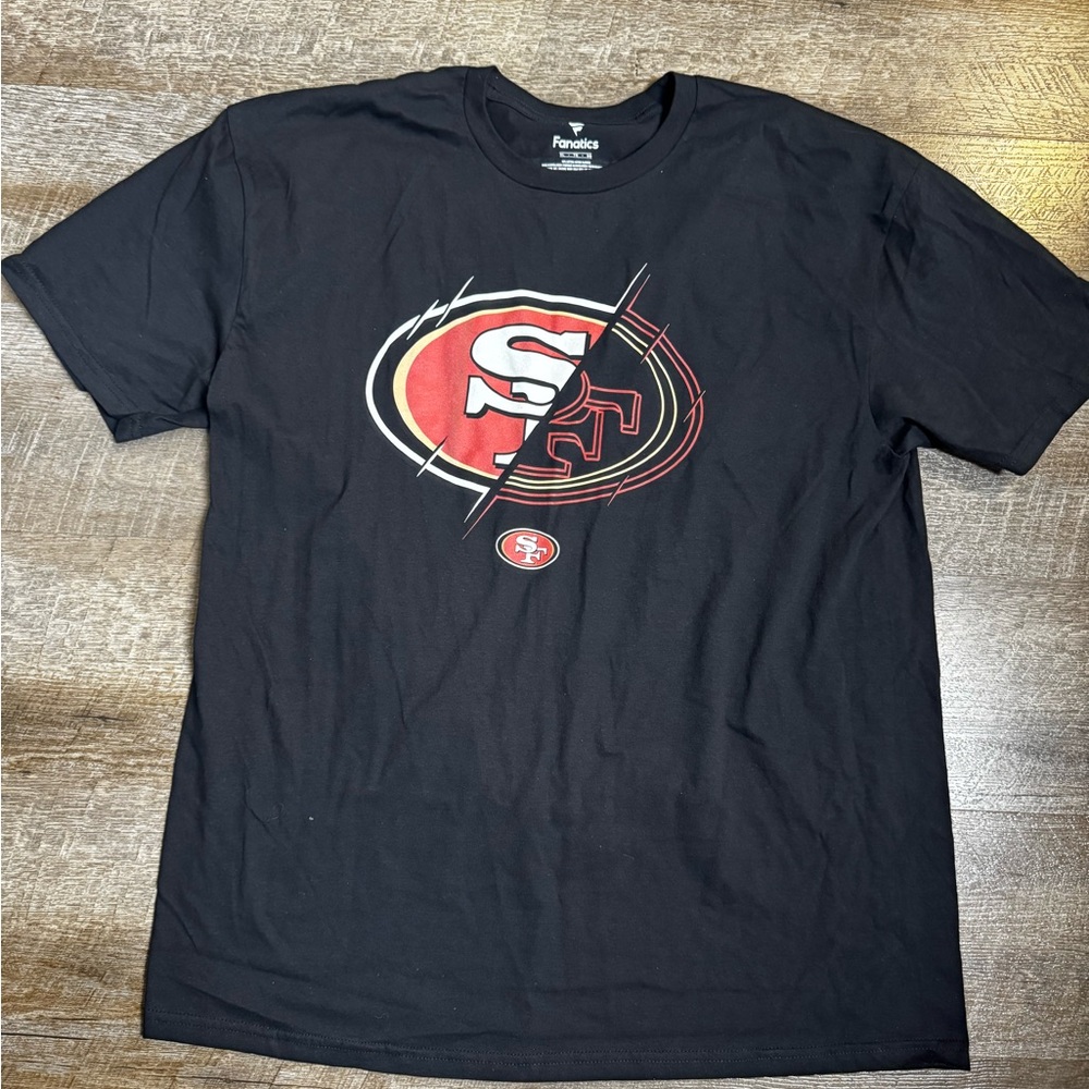 Fanatics Black and Red Graphic Tee